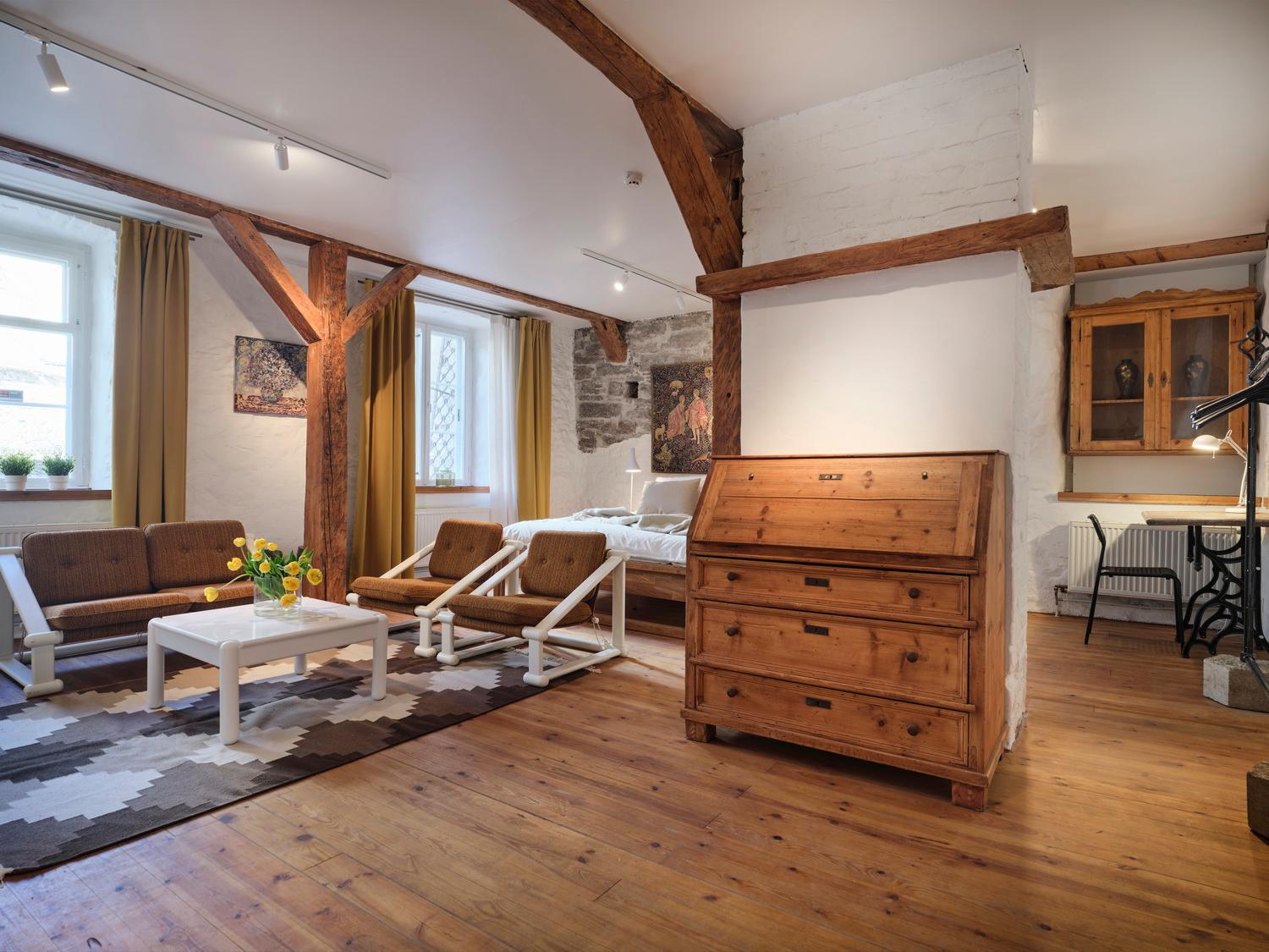 Historic Apartment With Private Garden In Old Town Tallin Exterior foto